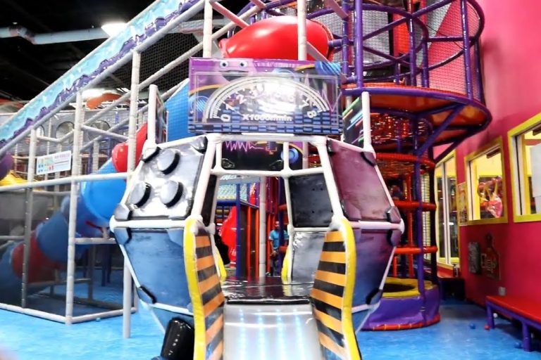 Family Fun in Las Vegas by Jimaii Design